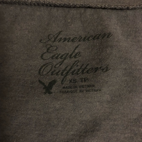 TWO American Eagle Outfitters t-shirts - Picture 5 of 5